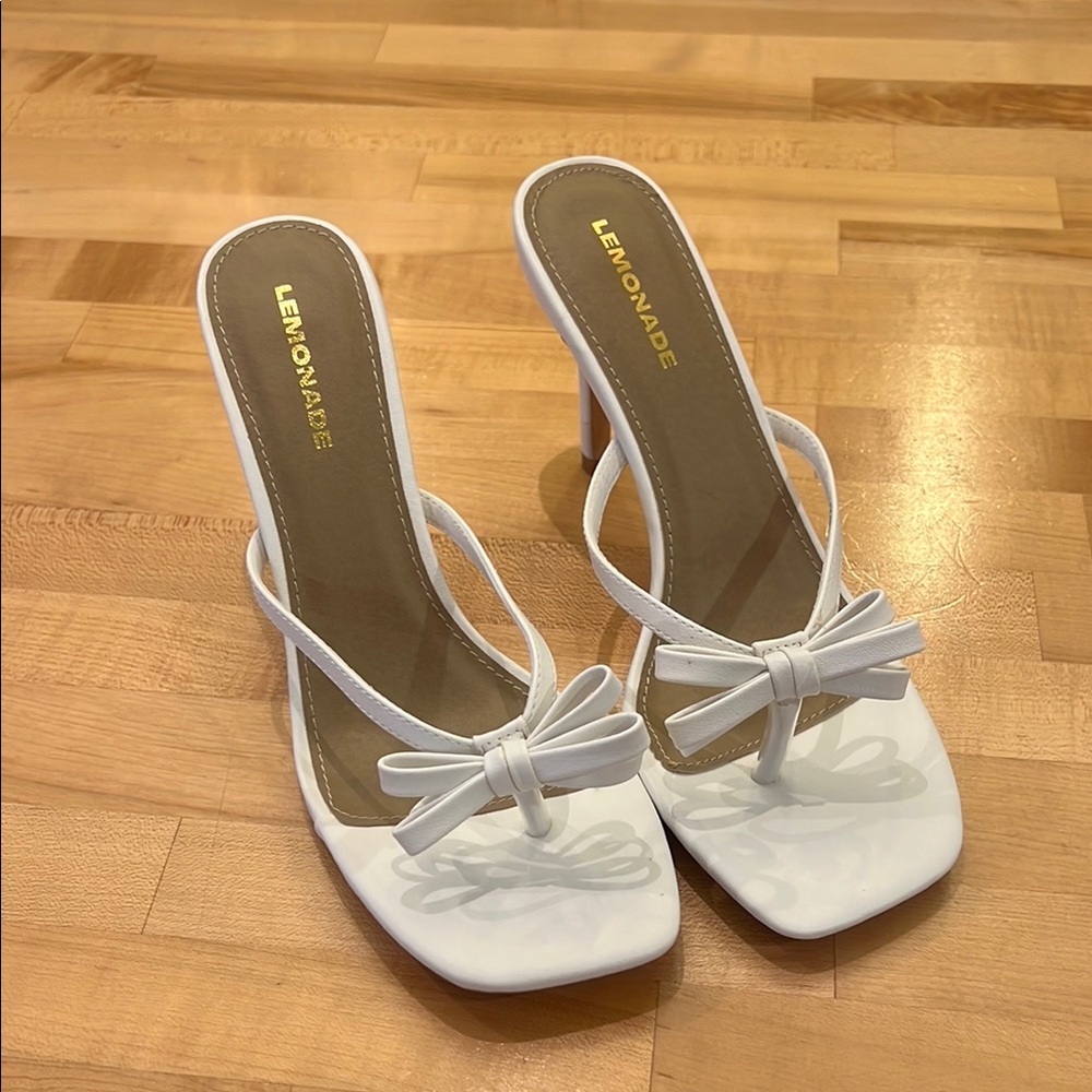 White Elegant Heels with Bow Detail